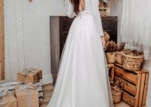 Những loại vải được ưa chuộng để may váy cưới
