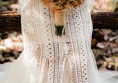 Lựa chọn váy cưới tay dài cho ngày cưới	