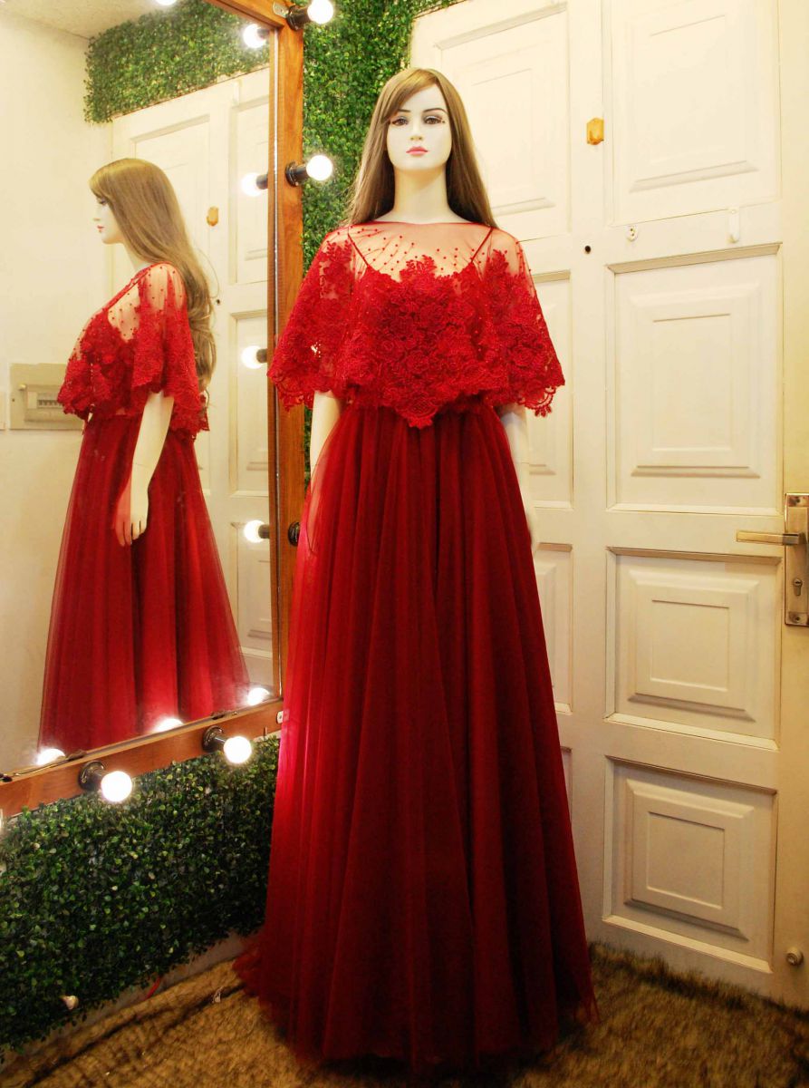 10 Mẫu Váy Cưới Màu Đỏ Đẹp Quyến Rũ Ai Nhìn Cũng Mê